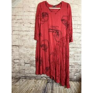 Chalet Et Cici Crinkled Bamboo Dress XL Red Abstract Artsy Print Asymmetric Hem